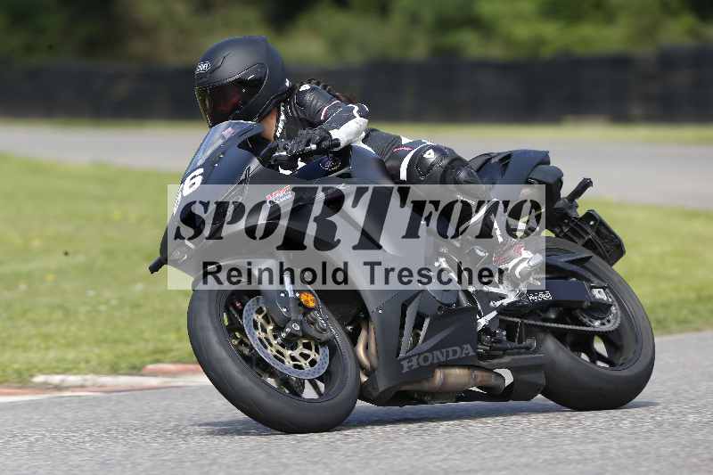 /Archiv-2025/42 07.08.2025 Peter Studer Girls Day ADR/Gruppe pink/66